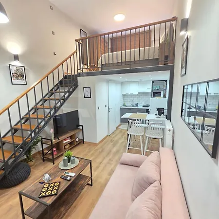 Homey Loft شقة *